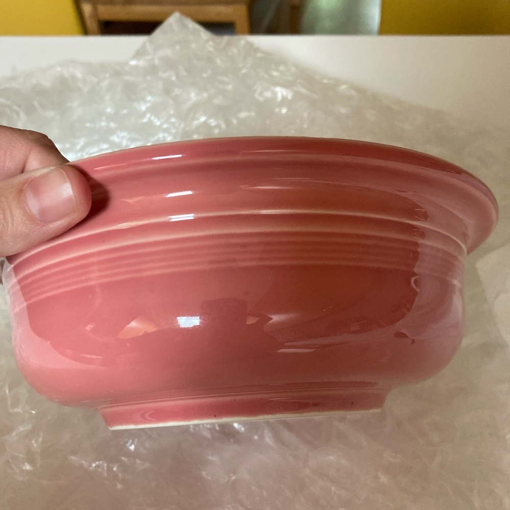 Fiestaware Rose lg serving bowl​